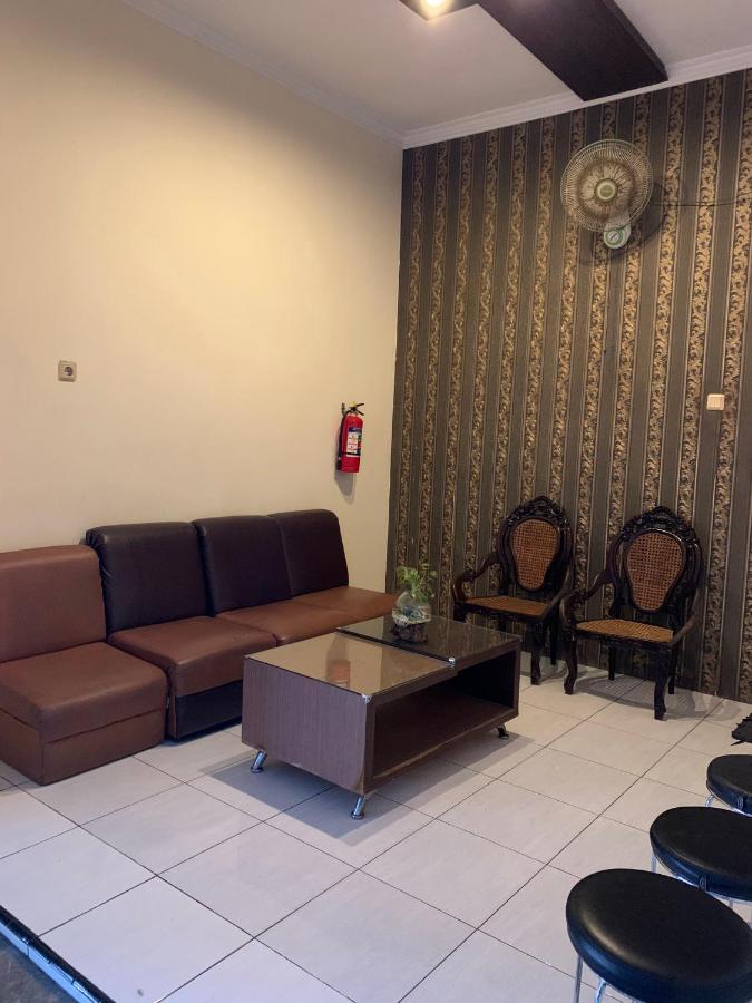 Penginapan Asiera Banyuwangi  Extérieur photo
