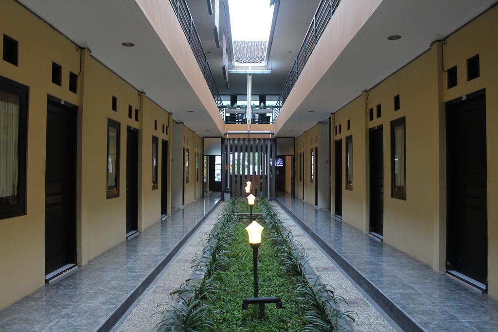 Penginapan Asiera Banyuwangi  Extérieur photo